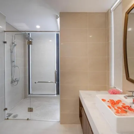 Mira Grand Hotel Quy Nhơn Extérieur photo